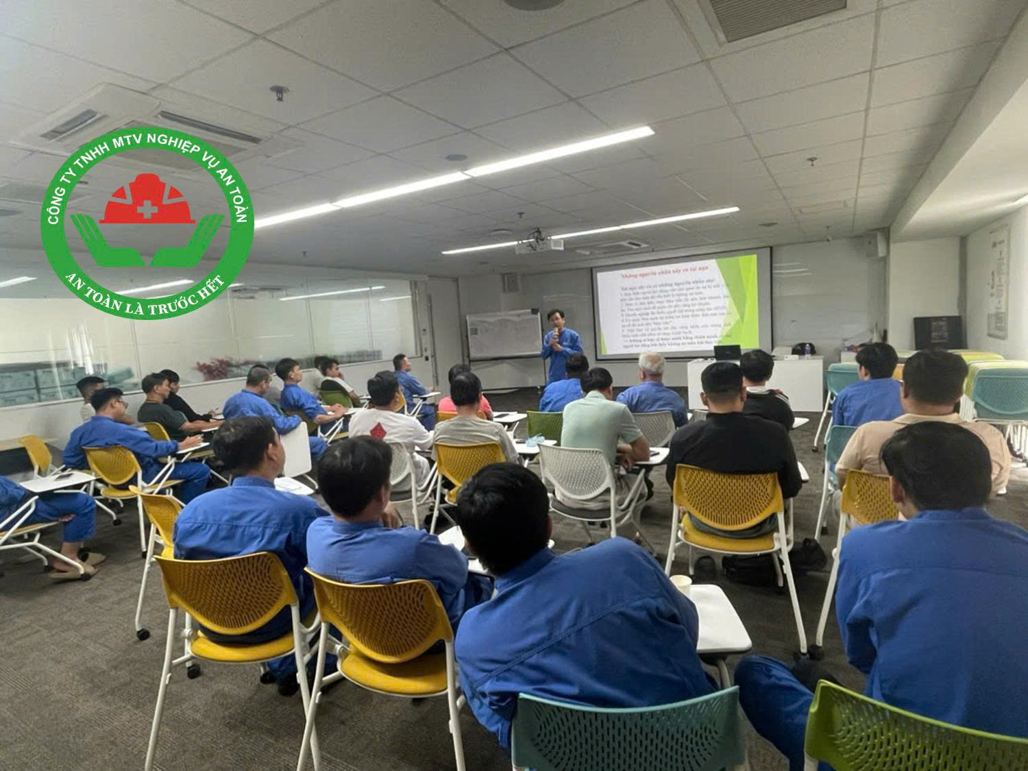 HUẤN LUYỆN AN TOÀN NHÓM 3 CÔNG TY ACECOOK VIỆT NAM